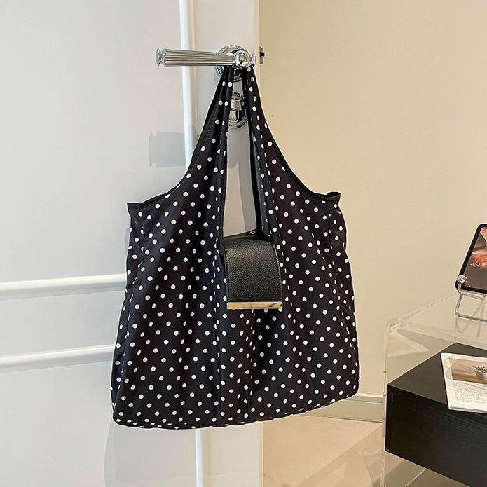 Foldable Travel Tote Bag Keychain（It can be super folded, the size of a coin purse）