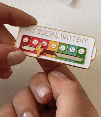 Pin Batería Social - Effectively avoid social awkwardness